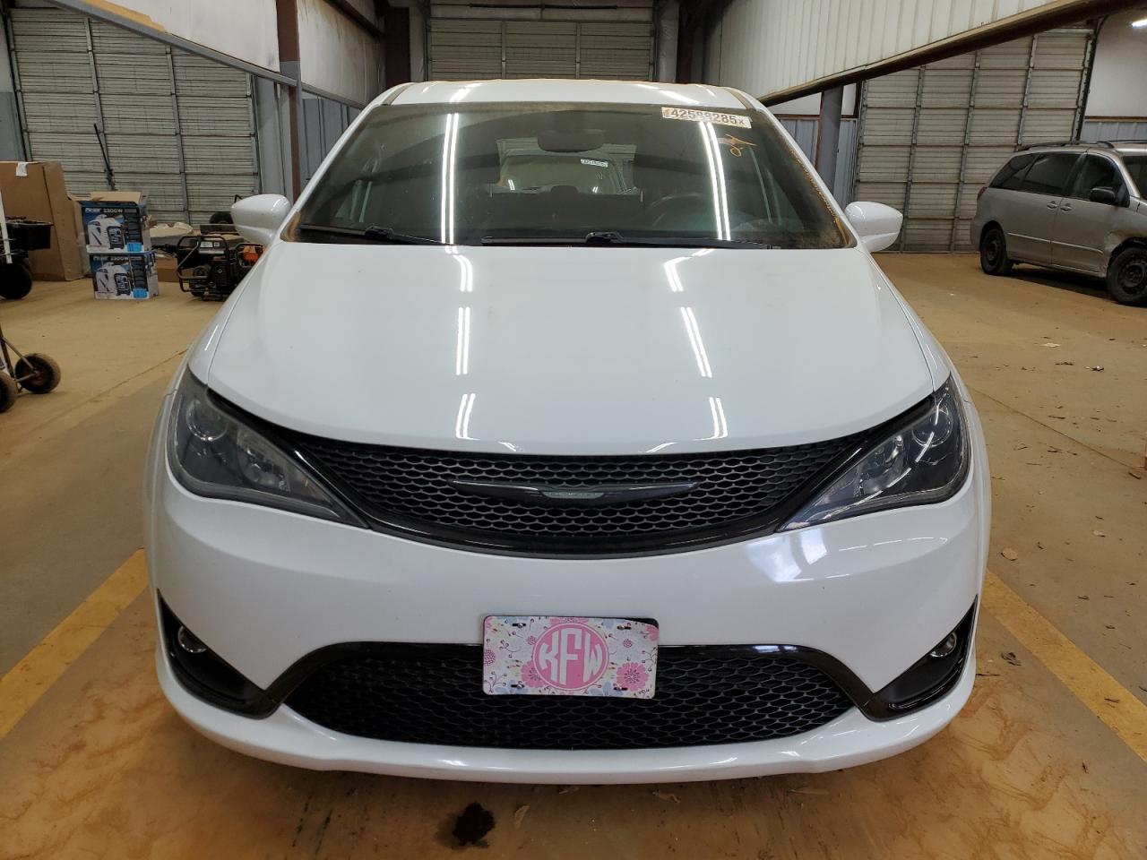 2018 Chrysler Pacifica VIN 2C4RC1FG9JR186945 Copart auction photo, rear end damage thumbnail 5