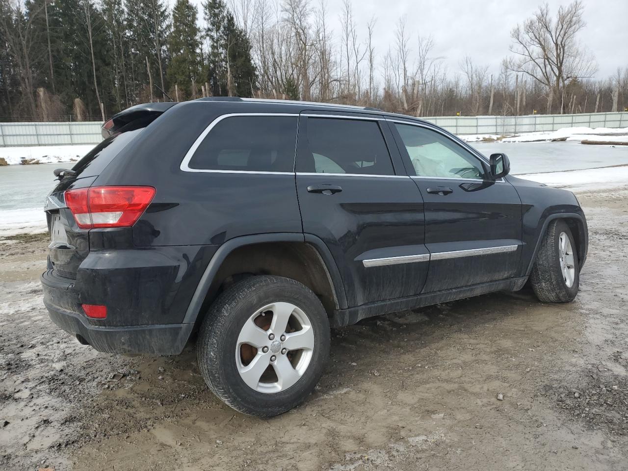 2012 Jeep Grand Cherokee VIN 1C4RJFAG2CC104995 Copart auction photo, front end / side damage thumbnail 3