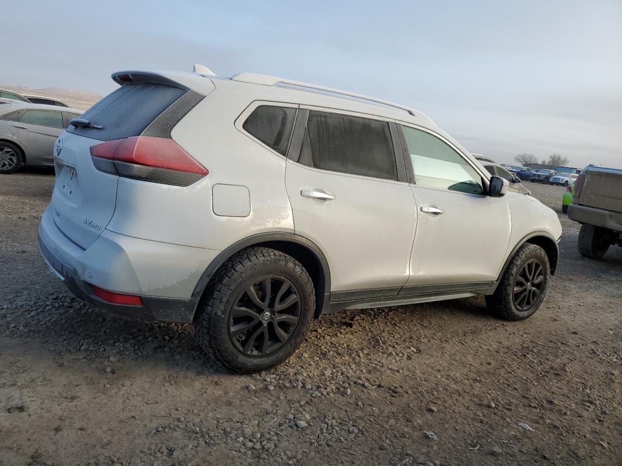 2019 Nissan Rogue VIN KNMAT2MV0KP502577 Copart auction photo, front end damage thumbnail 3