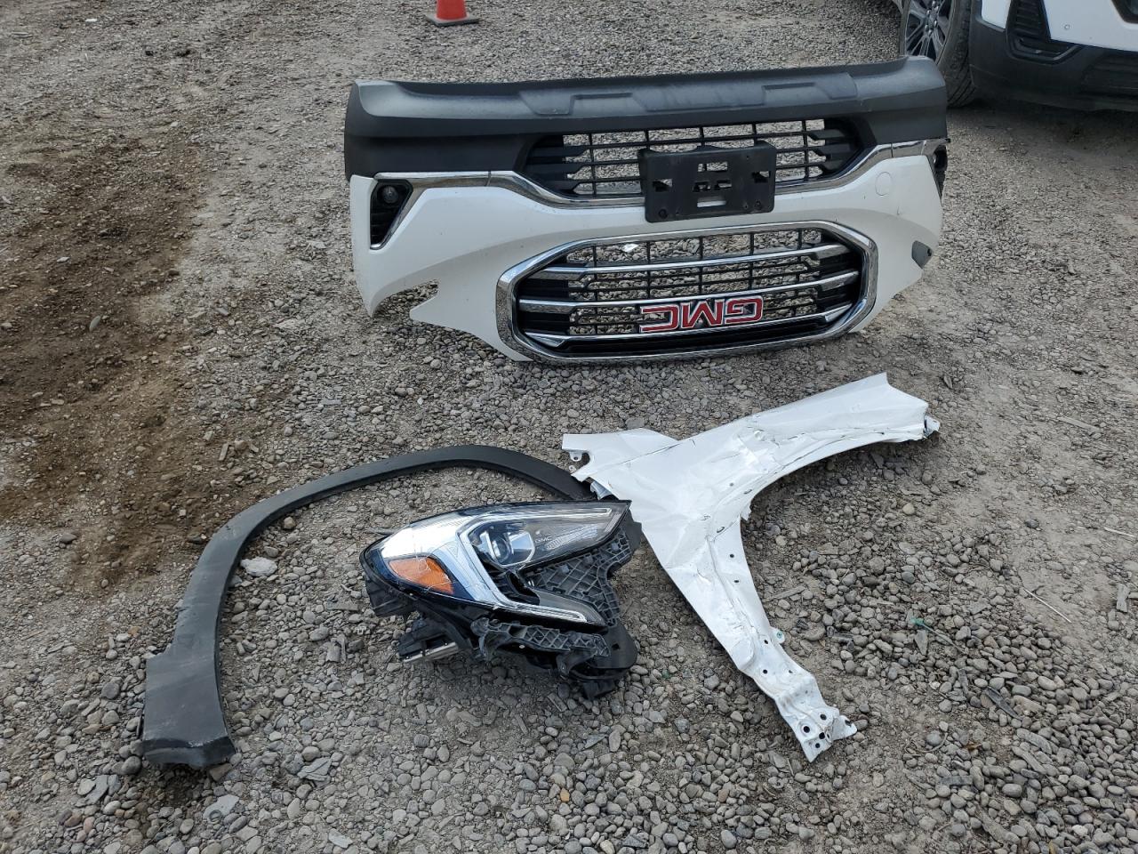 2020 GMC Terrain VIN 3GKALPEV4LL308244 Copart auction photo, front end / side damage thumbnail 13