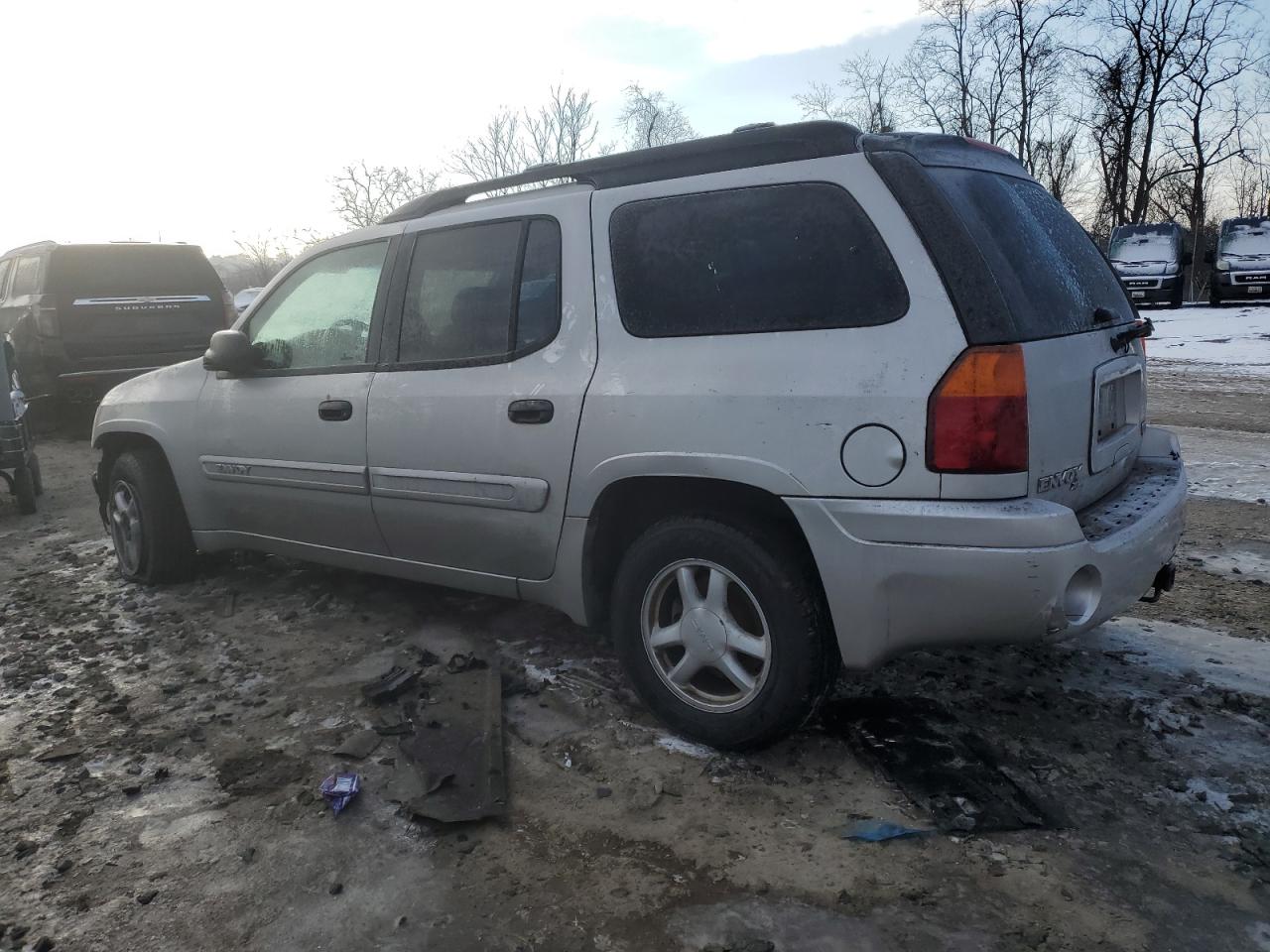 2004 GMC Envoy VIN 1GKET16S146127455 Copart auction photo, all over damage thumbnail 2