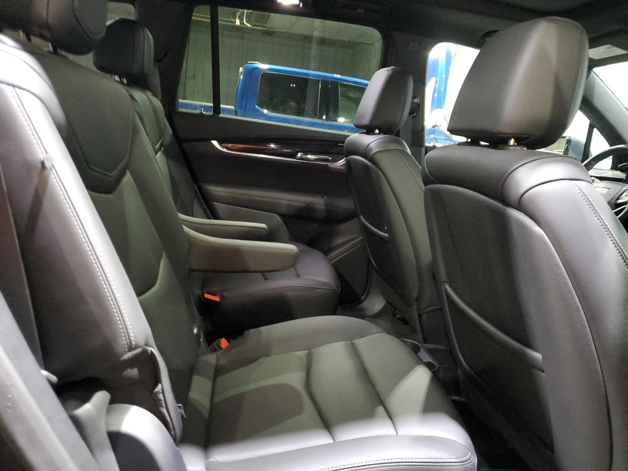 2021 Cadillac XT6 VIN 1GYKPDRS7MZ156645 Copart auction photo, rear end / minor dent/scratches damage thumbnail 11