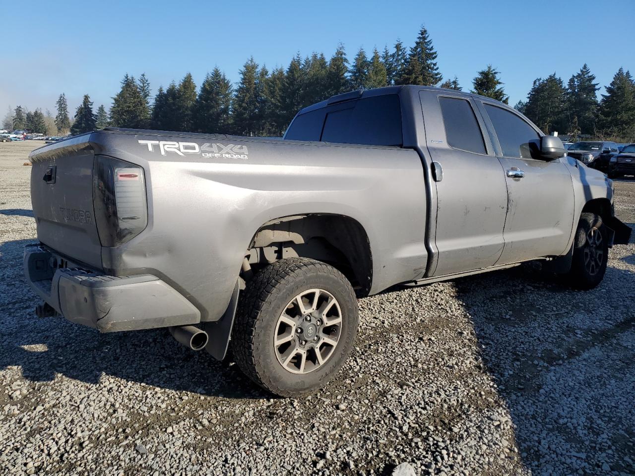 2016 Toyota Tundra VIN 5TFBY5F14GX576884 Copart auction photo, undercarriage / front end damage thumbnail 3