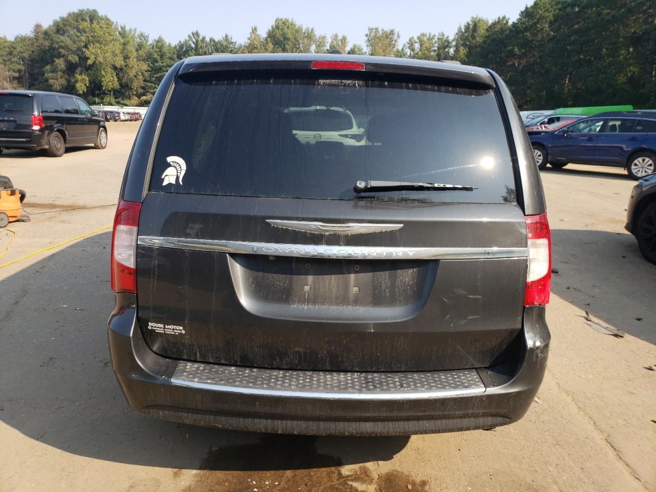 2012 Chrysler Town & Country VIN 2C4RC1BG2CR175228 Copart auction photo, front end / side damage thumbnail 6