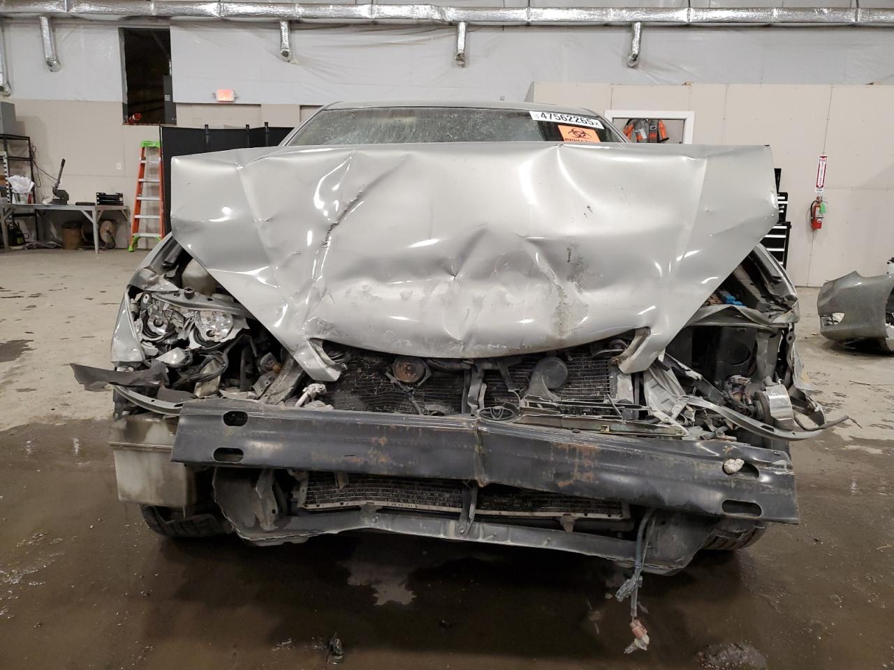 2005 Toyota Camry VIN 4T1BE30K95U640409 Copart auction photo, biohazard/chemical / front end damage thumbnail 5