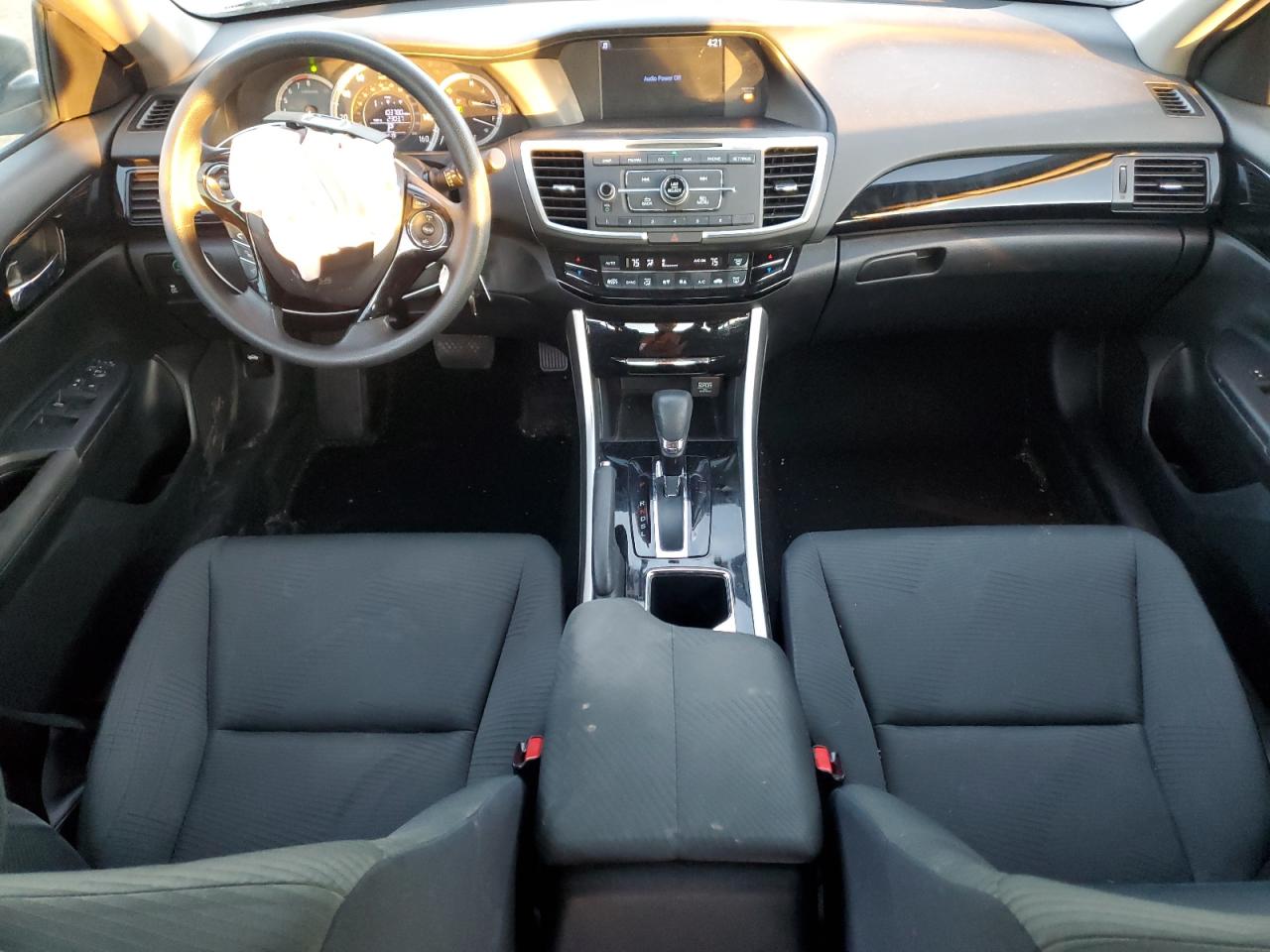 2017 Honda Accord VIN 1HGCR2F34HA000106 Copart auction photo, front end / minor dent/scratches damage thumbnail 8