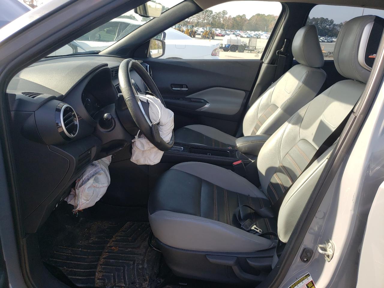 2021 Nissan Kicks VIN 3N1CP5DV2ML499083 Copart auction photo, front end damage thumbnail 7