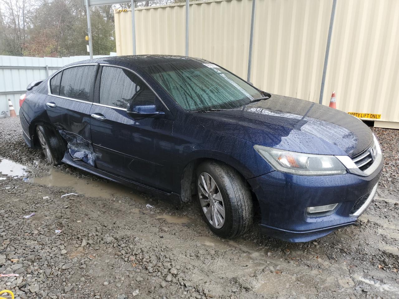 2013 Honda Accord VIN 1HGCR2F74DA103510 Copart auction photo, all over damage thumbnail 4