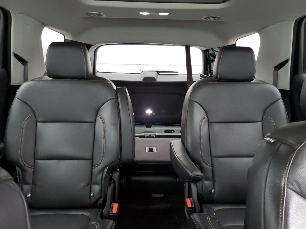 2019 Chevrolet Traverse VIN 1GNERKKW4KJ106898 Copart auction photo, rear end damage thumbnail 10