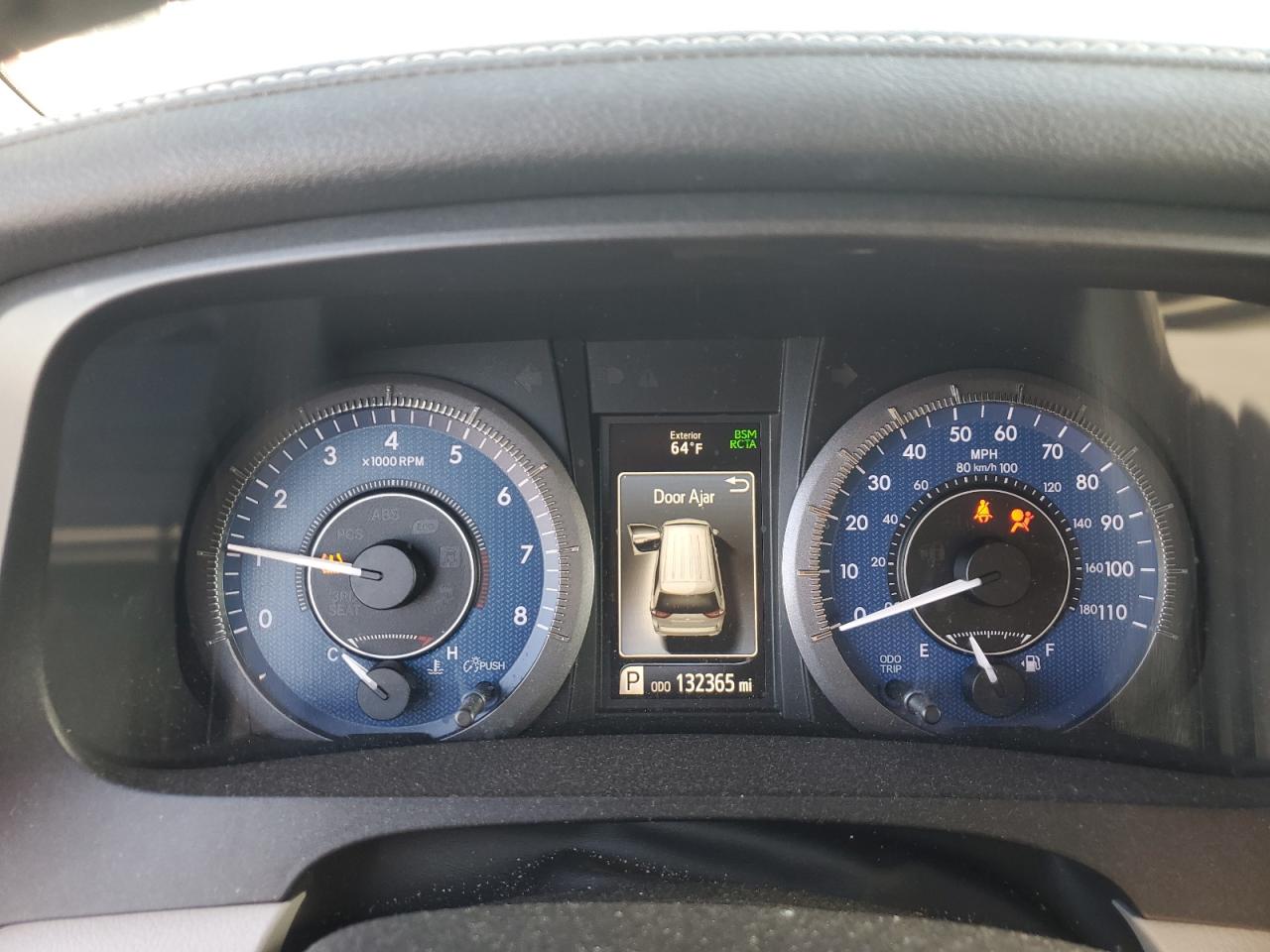 2019 Toyota Sienna VIN 5TDYZ3DC0KS992557 Copart auction photo, rear end damage thumbnail 9