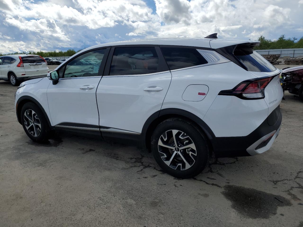 2025 KIA Sportage VIN 5XYK33DF8SG241432 Copart auction photo, water/flood damage thumbnail 2
