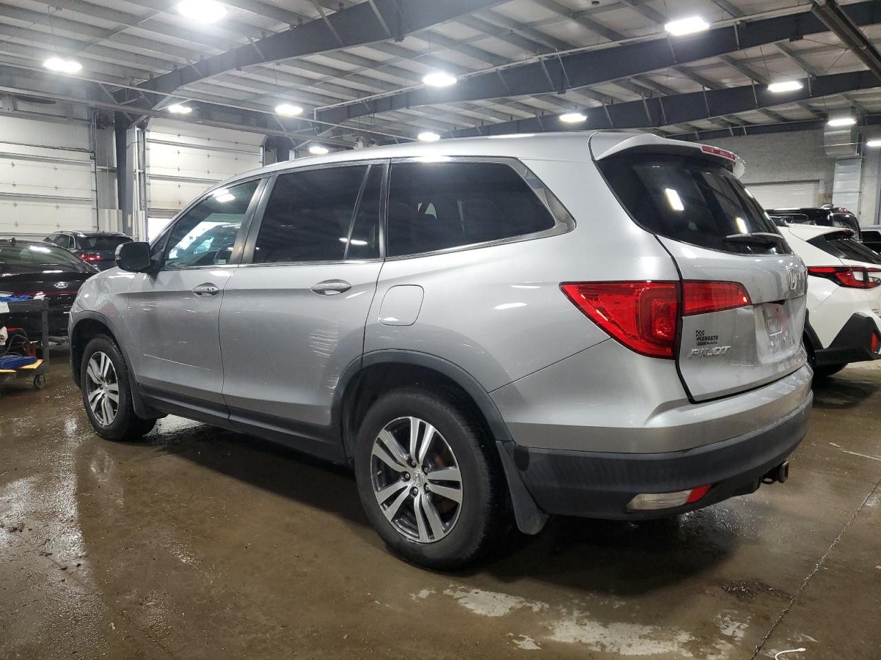 2018 Honda Pilot VIN 5FNYF6H80JB056599 Copart auction photo, vandalism / front end damage thumbnail 2