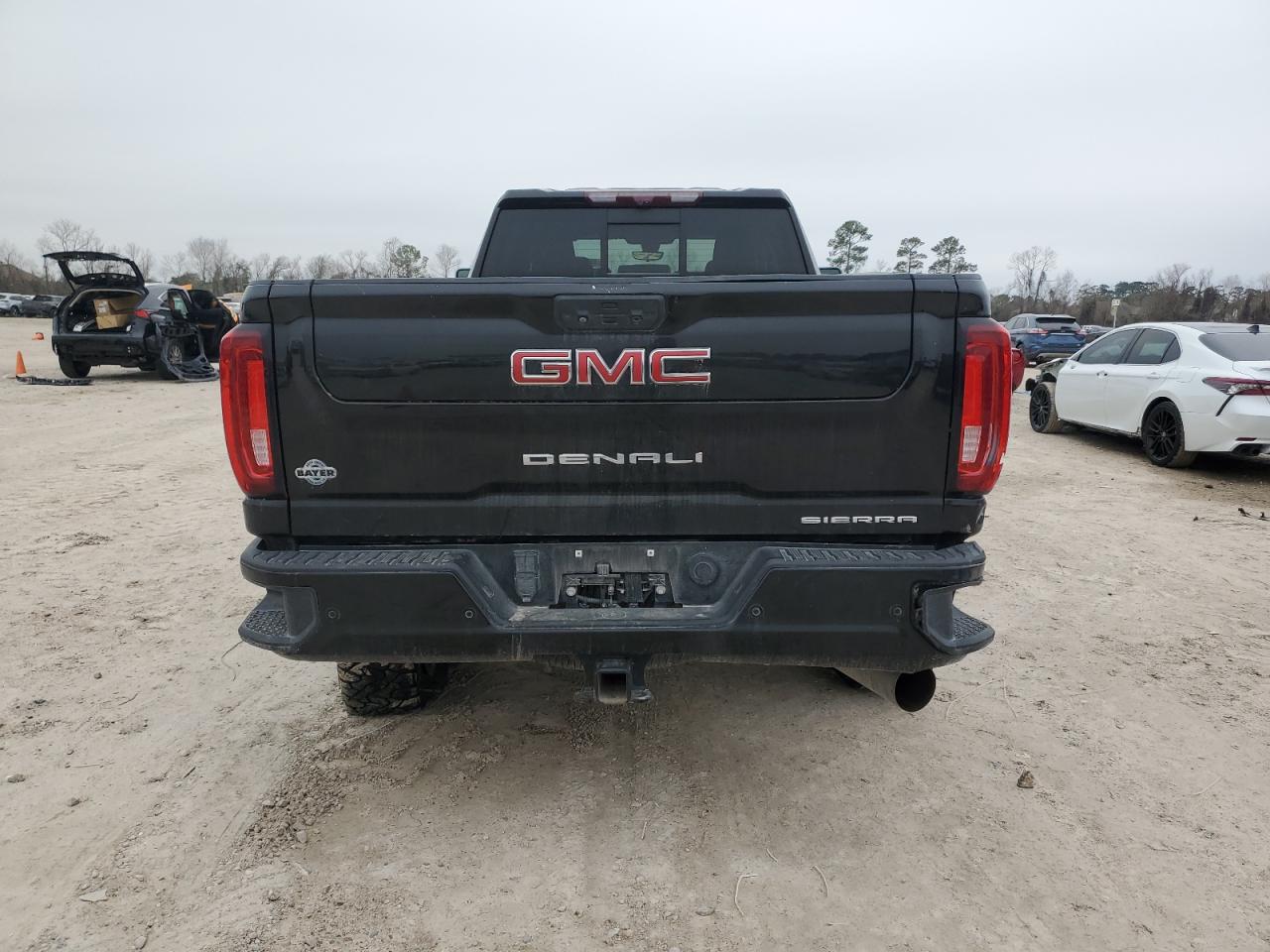 2022 GMC Sierra VIN 1GT49WEY6NF239436 Copart auction photo, side / minor dent/scratches damage thumbnail 6