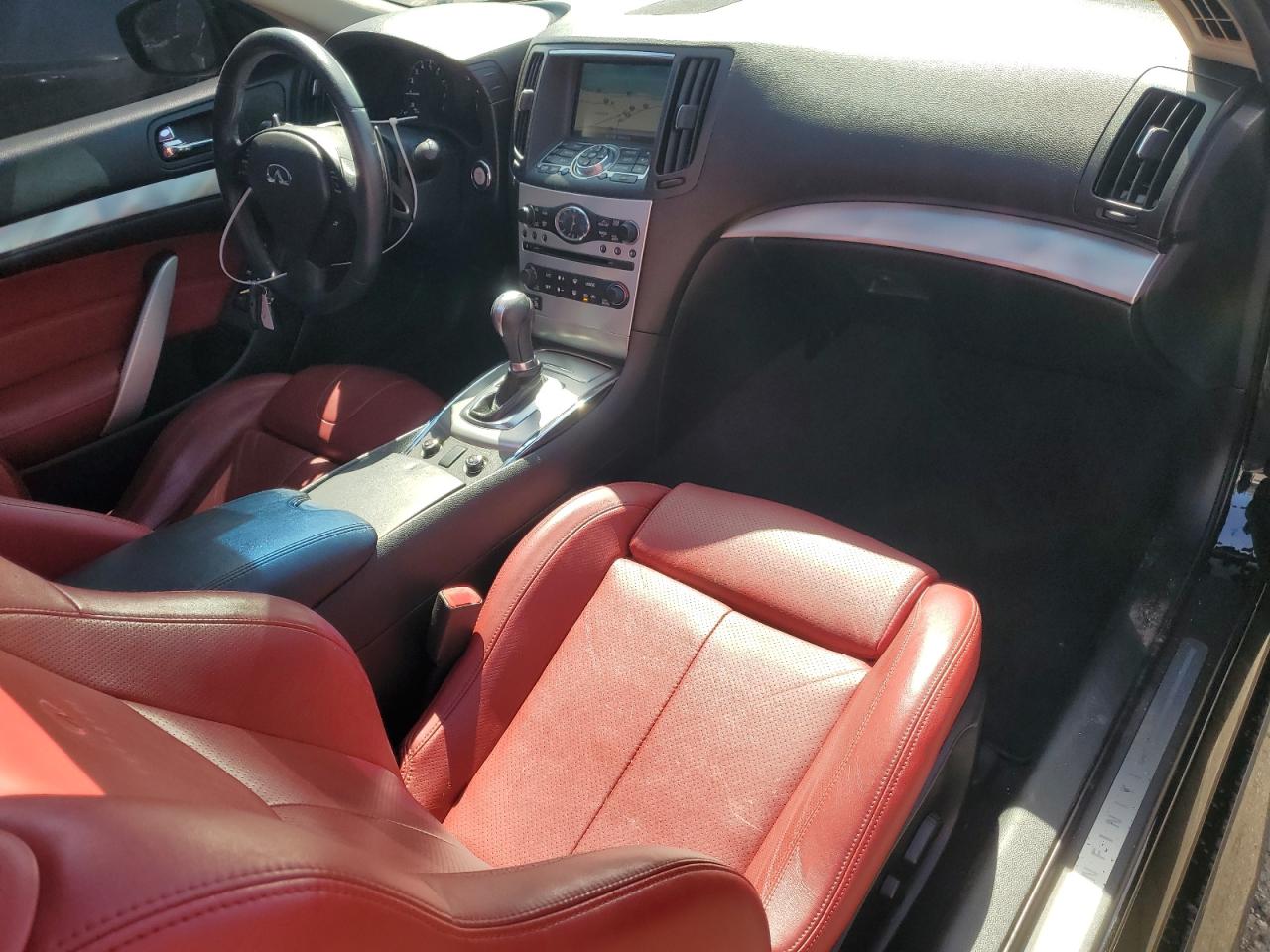 2011 Infiniti G VIN JN1CV6EK8BM213157 Copart auction photo, vandalism / top/roof damage thumbnail 8