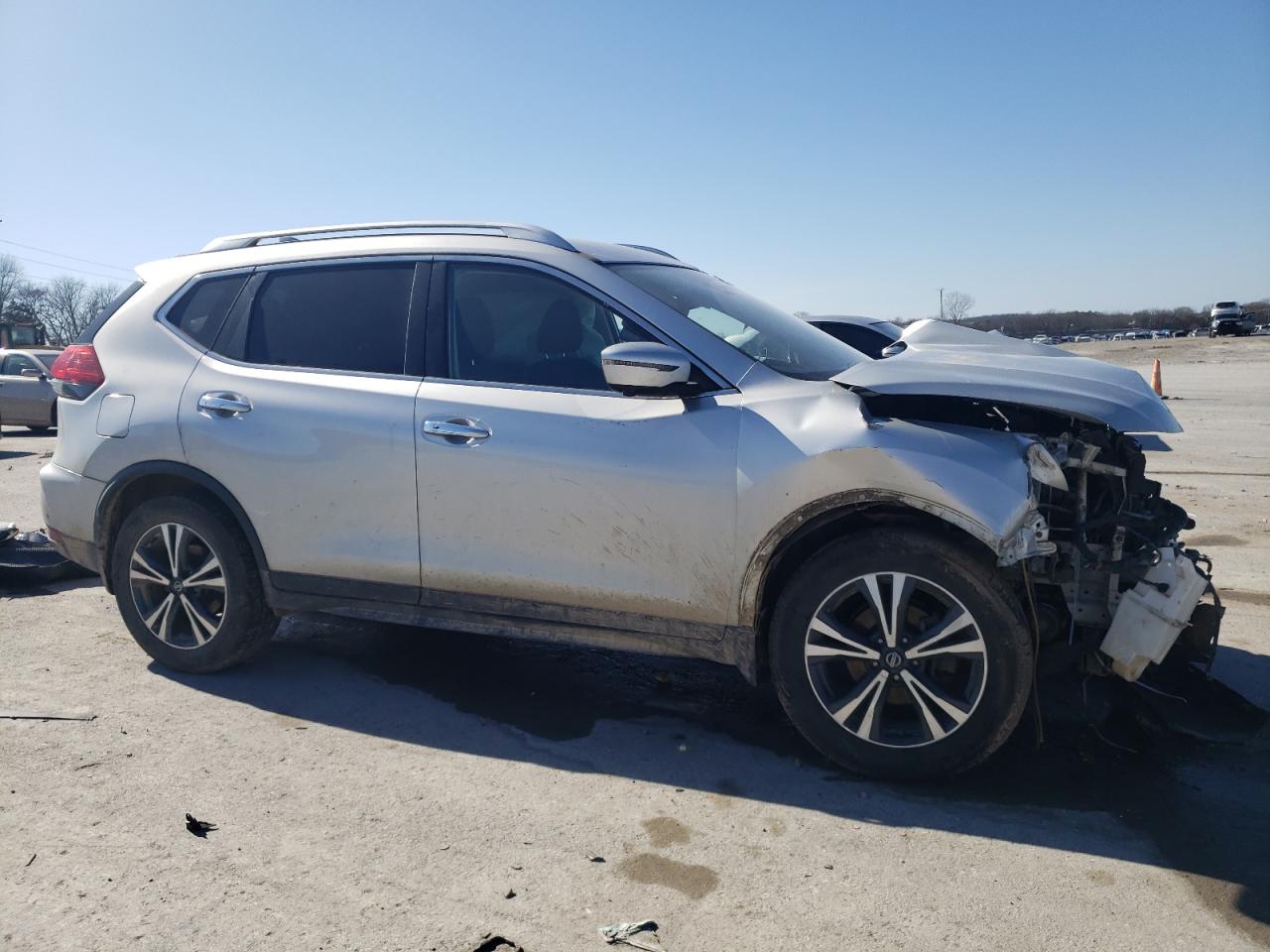 2019 Nissan Rogue VIN JN8AT2MT1KW261248 Copart auction photo, front end damage thumbnail 4