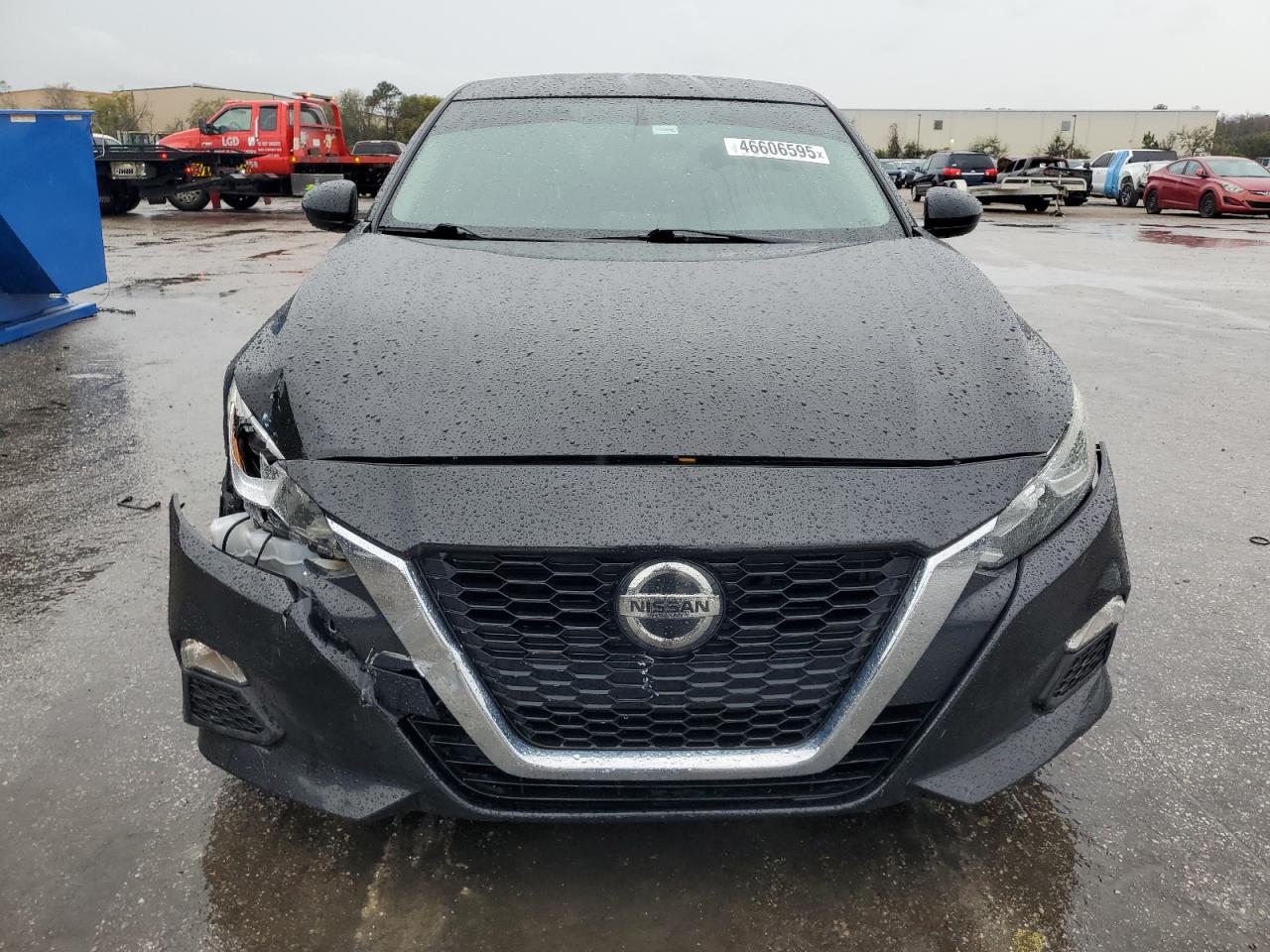 2020 Nissan Altima VIN 1N4BL4BV2LN312303 Copart auction photo, front end / minor dent/scratches damage thumbnail 5