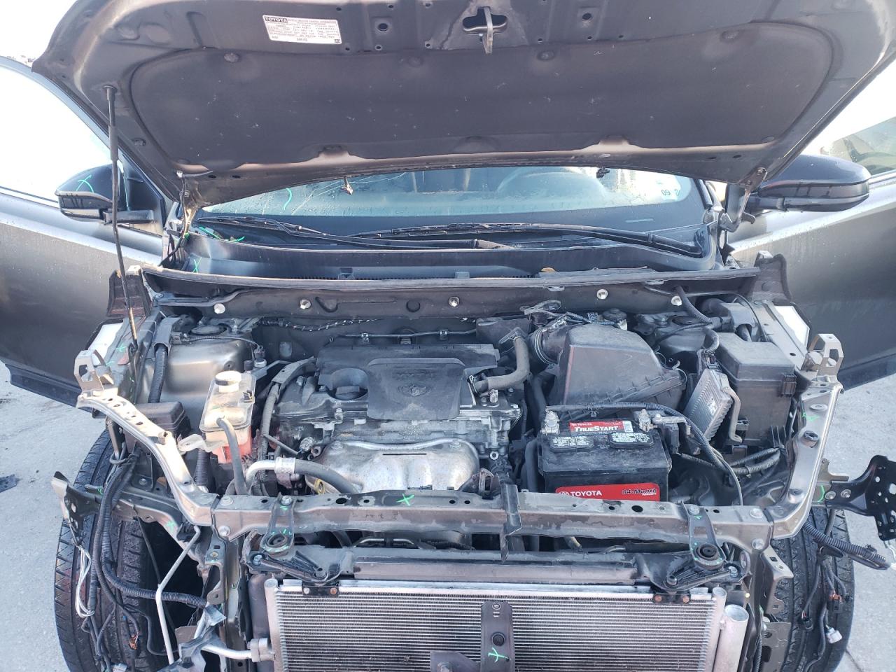 2015 Toyota RAV 4 VIN 2T3ZFREV0FW131948 Copart auction photo, front end / minor dent/scratches damage thumbnail 12