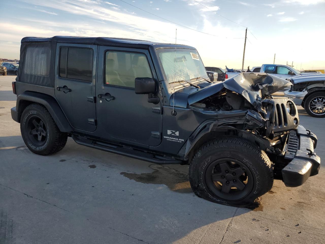 2007 Jeep Wrangler VIN 1J4GB39197L118735 Copart auction photo, front end damage thumbnail 4