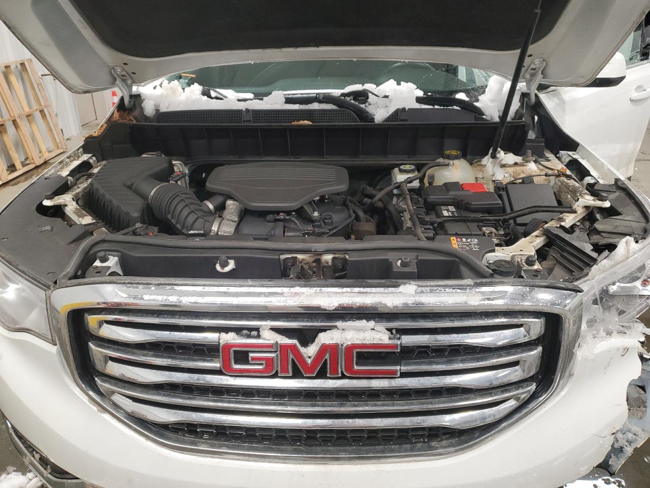 2018 GMC Acadia VIN 1GKKNSLS1JZ226147 Copart auction photo, front end / undercarriage damage thumbnail 12
