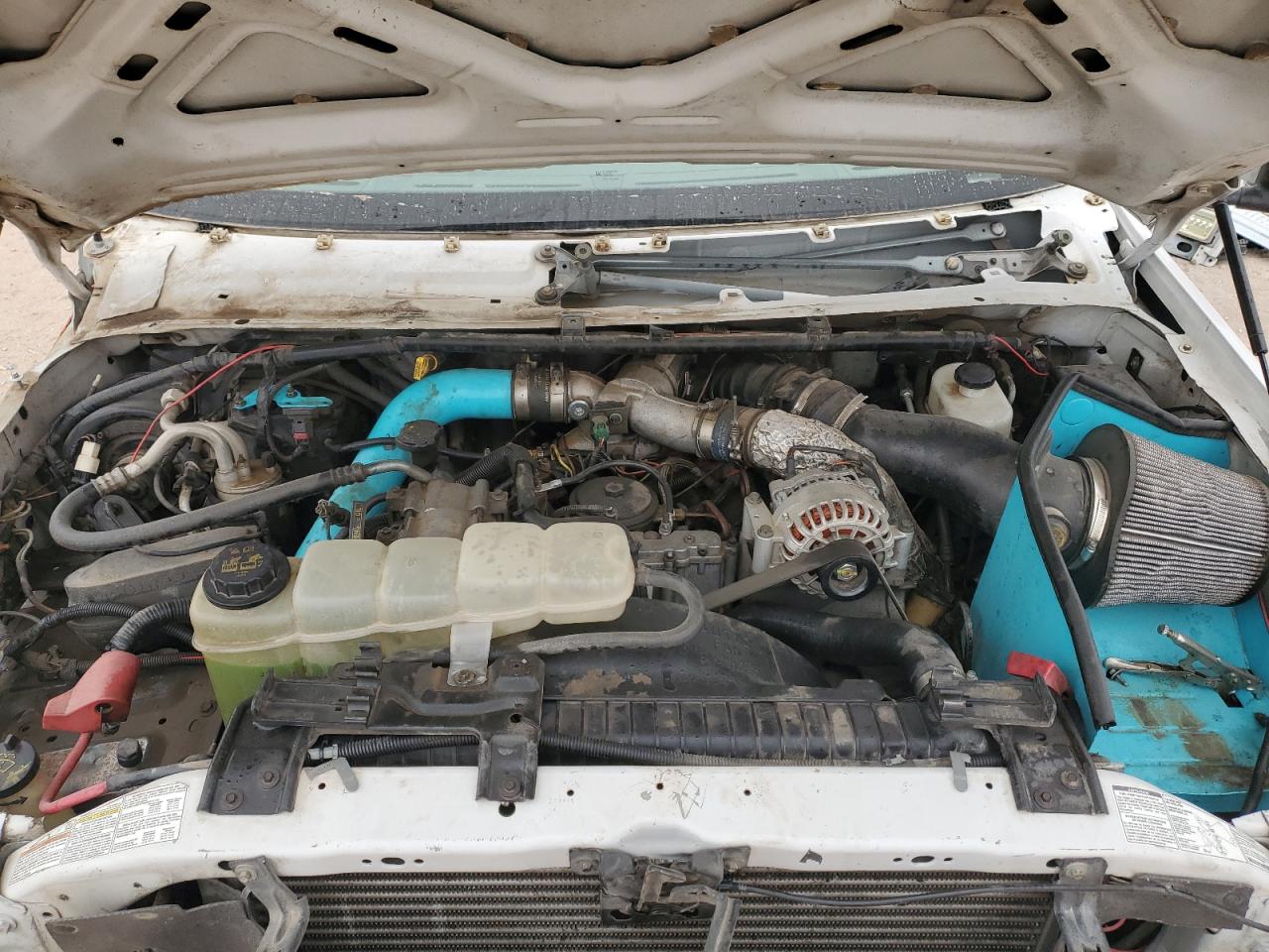 2000 Ford F250 VIN 1FTNX20F3YEC16926 Copart auction photo, front end damage thumbnail 12