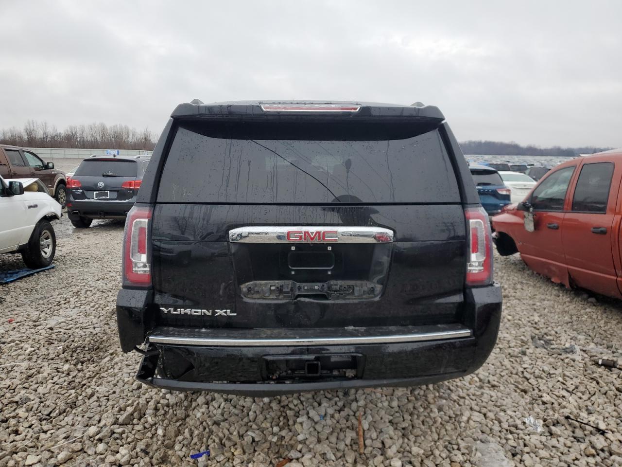 2017 GMC Yukon VIN 1GKS2HKJ7HR228712 Copart auction photo, all over damage thumbnail 6