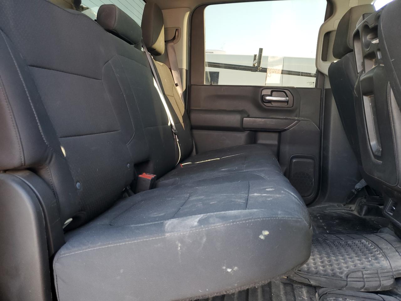 2020 GMC Sierra VIN 1GT18LE79LF169553 Copart auction photo, front end / minor dent/scratches damage thumbnail 11