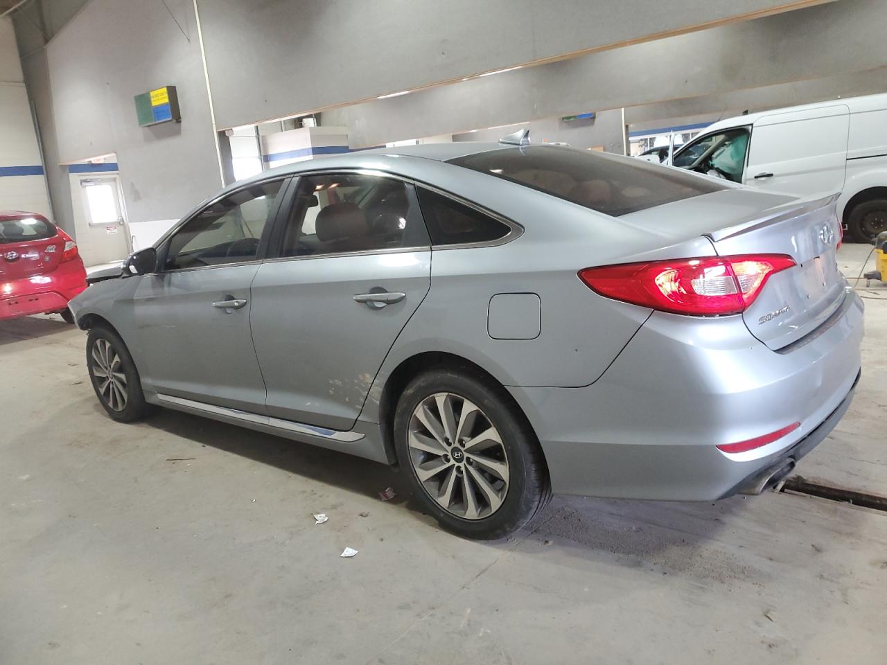 2015 Hyundai Sonata VIN 5NPE34AF7FH107565 Copart auction photo, front end damage thumbnail 2