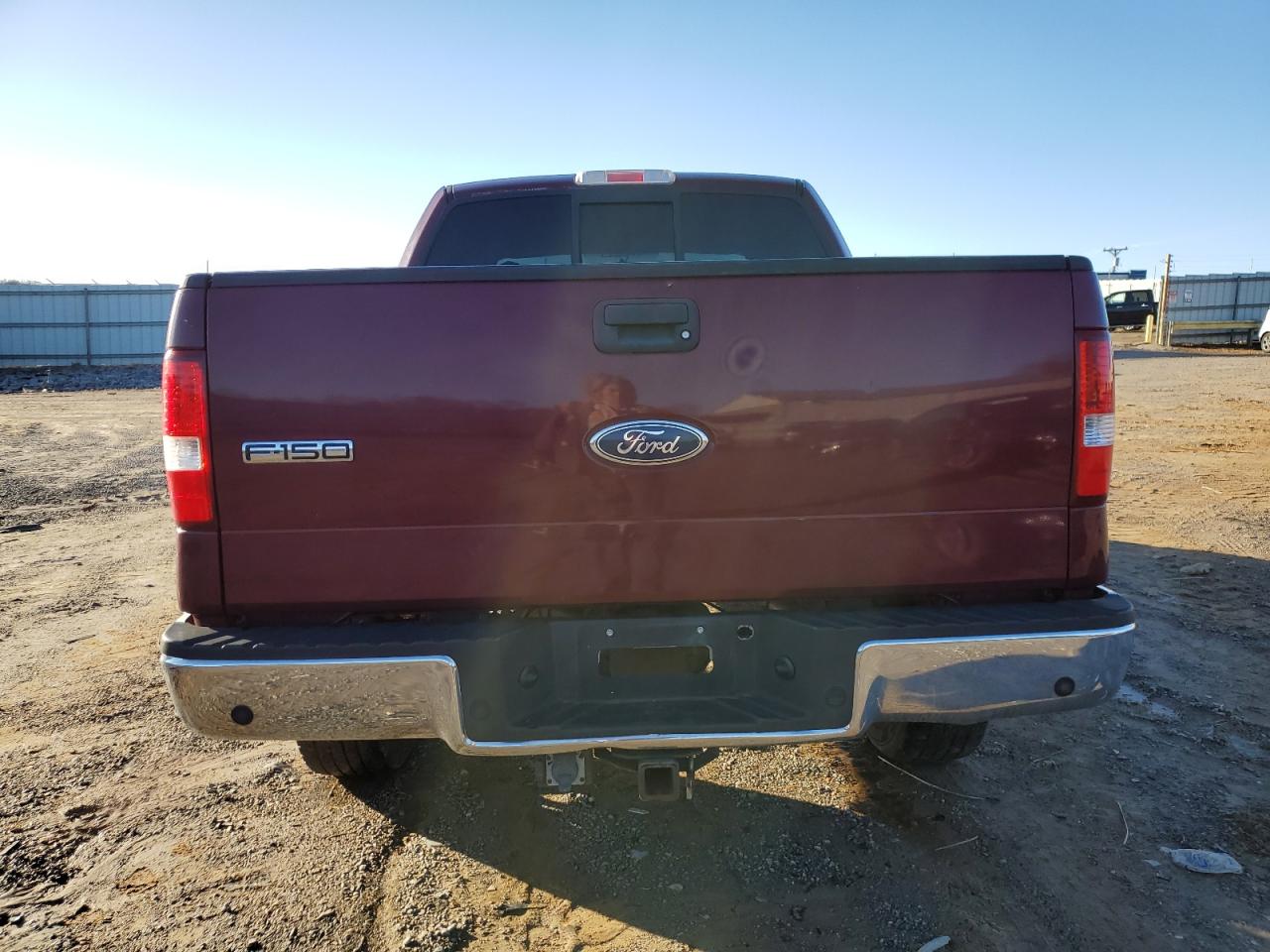 2005 Ford F-150 VIN 1FTPW14515KE05496 Copart auction photo, front end / minor dent/scratches damage thumbnail 6