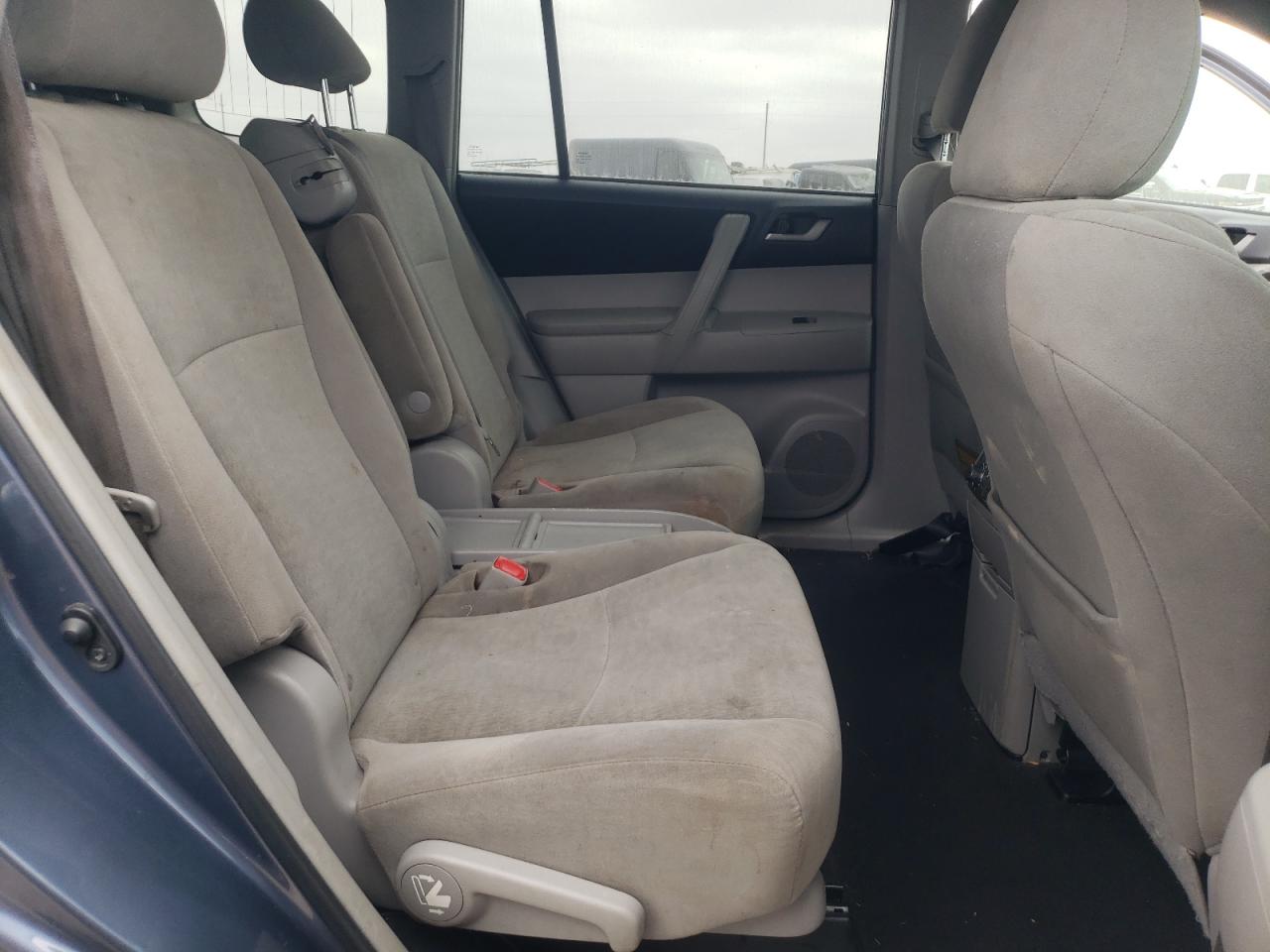2013 Toyota Highlander VIN 5TDZK3EH1DS100855 Copart auction photo, front end / minor dent/scratches damage thumbnail 11