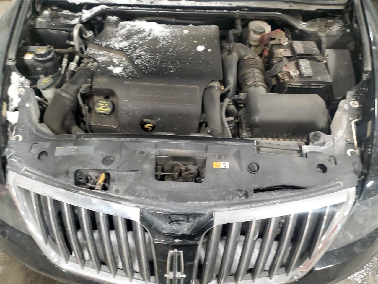 2010 Lincoln MKS VIN 1LNHL9FT0AG613840 Copart auction photo, rear end / minor dent/scratches damage thumbnail 11