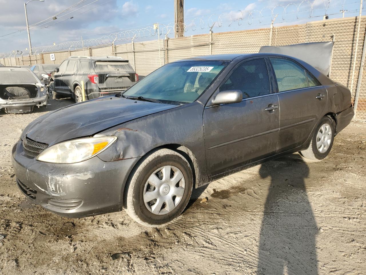 2004 Toyota Camry VIN 4T1BE32K34U818374