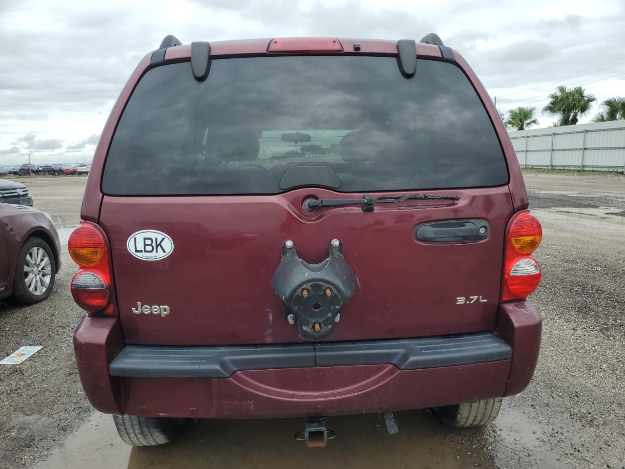 2002 Jeep Liberty (North America) VIN 1J4GL58K92W139191 Copart auction photo, water/flood damage thumbnail 6