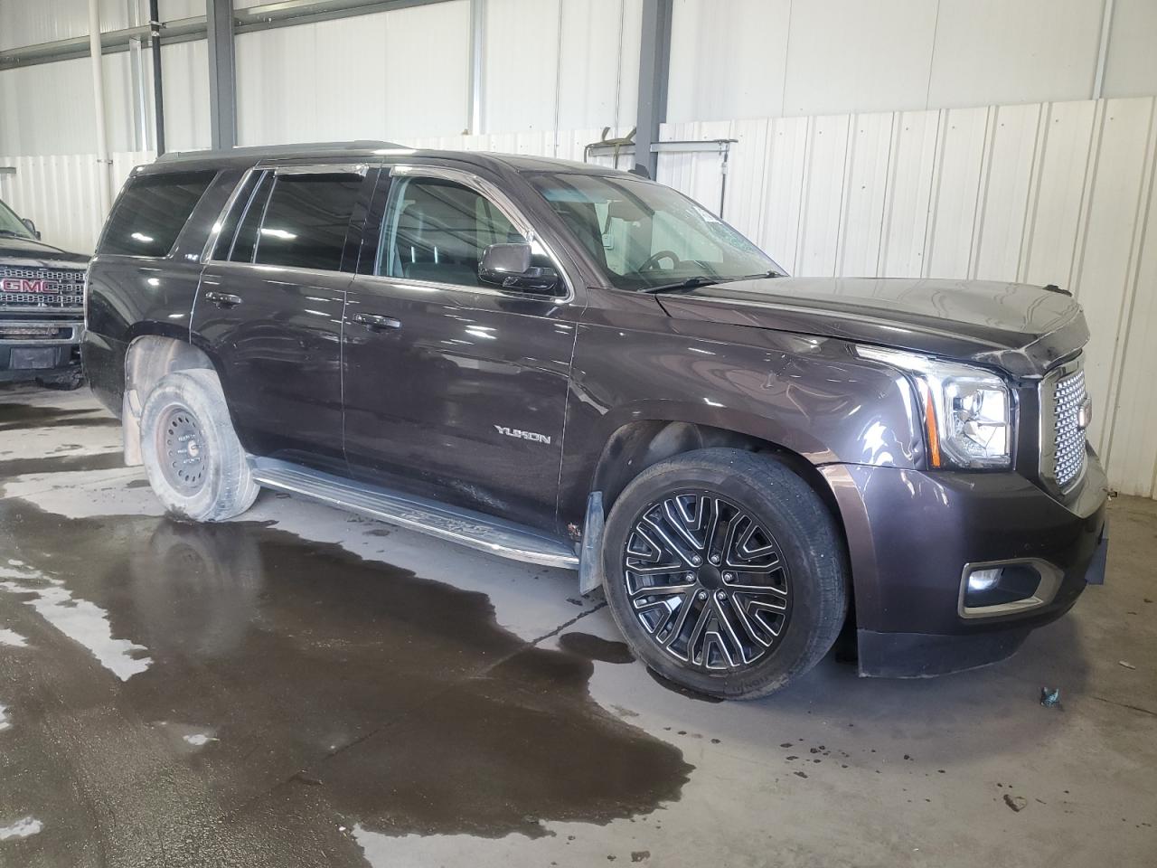 2015 GMC Yukon VIN 1GKS2BKC7FR279302 Copart auction photo, front end damage thumbnail 4