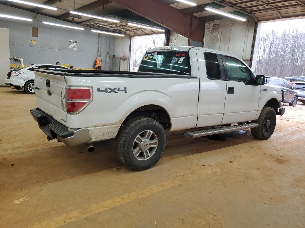 2013 Ford F-150 VIN 1FTFX1EF9DFA16015 Copart auction photo, undercarriage / rear end damage thumbnail 3