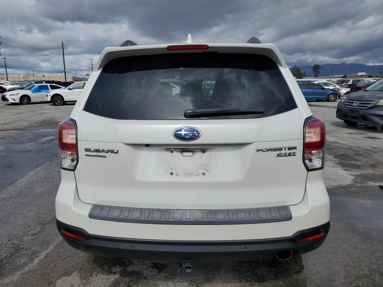 2017 Subaru Forester VIN JF2SJAWC9HH577170 Copart auction photo, front end damage thumbnail 6
