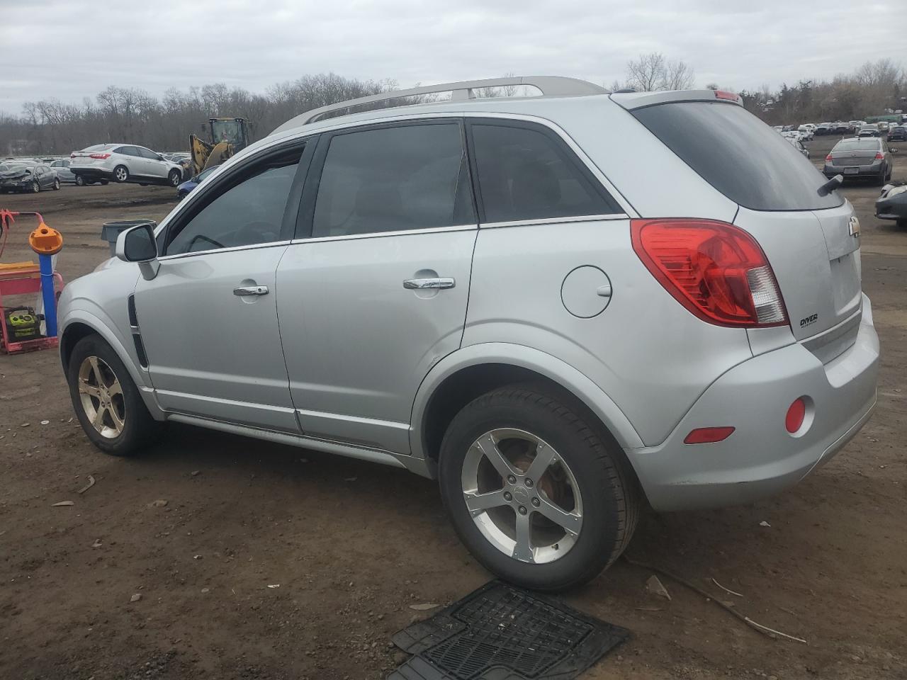 2013 Chevrolet Captiva VIN 3GNAL3EK1DS567346 Copart auction photo, front end / side damage thumbnail 2