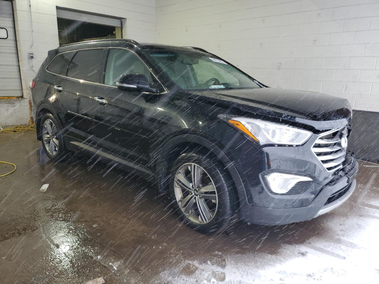 2015 Hyundai Santa Fe VIN KM8SRDHF6FU115049 Copart auction photo, front end / side damage thumbnail 4
