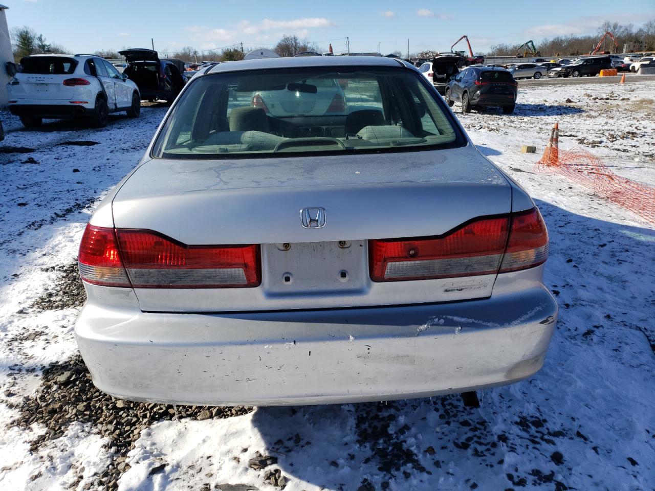 2002 Honda Accord VIN 1HGCG66832A151308 Copart auction photo, water/flood / front end damage thumbnail 6