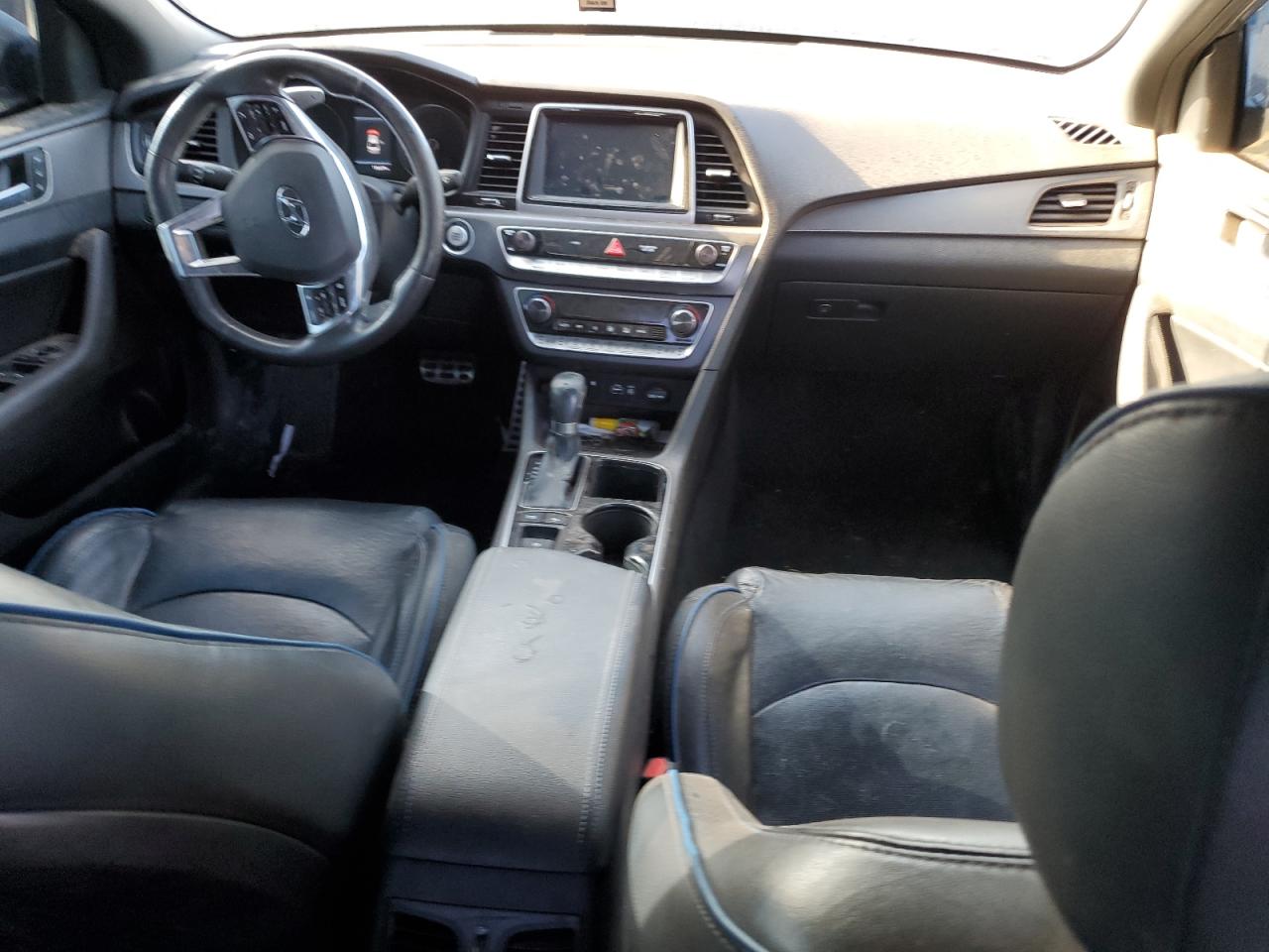 2018 Hyundai Sonata VIN 5NPE34AB6JH695142 Copart auction photo, burn damage thumbnail 8