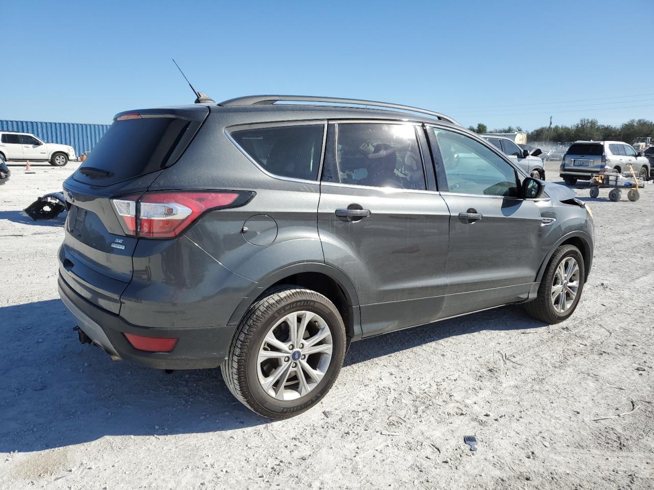 2018 Ford Escape VIN 1FMCU0GD6JUD15014 Copart auction photo, front end damage thumbnail 3