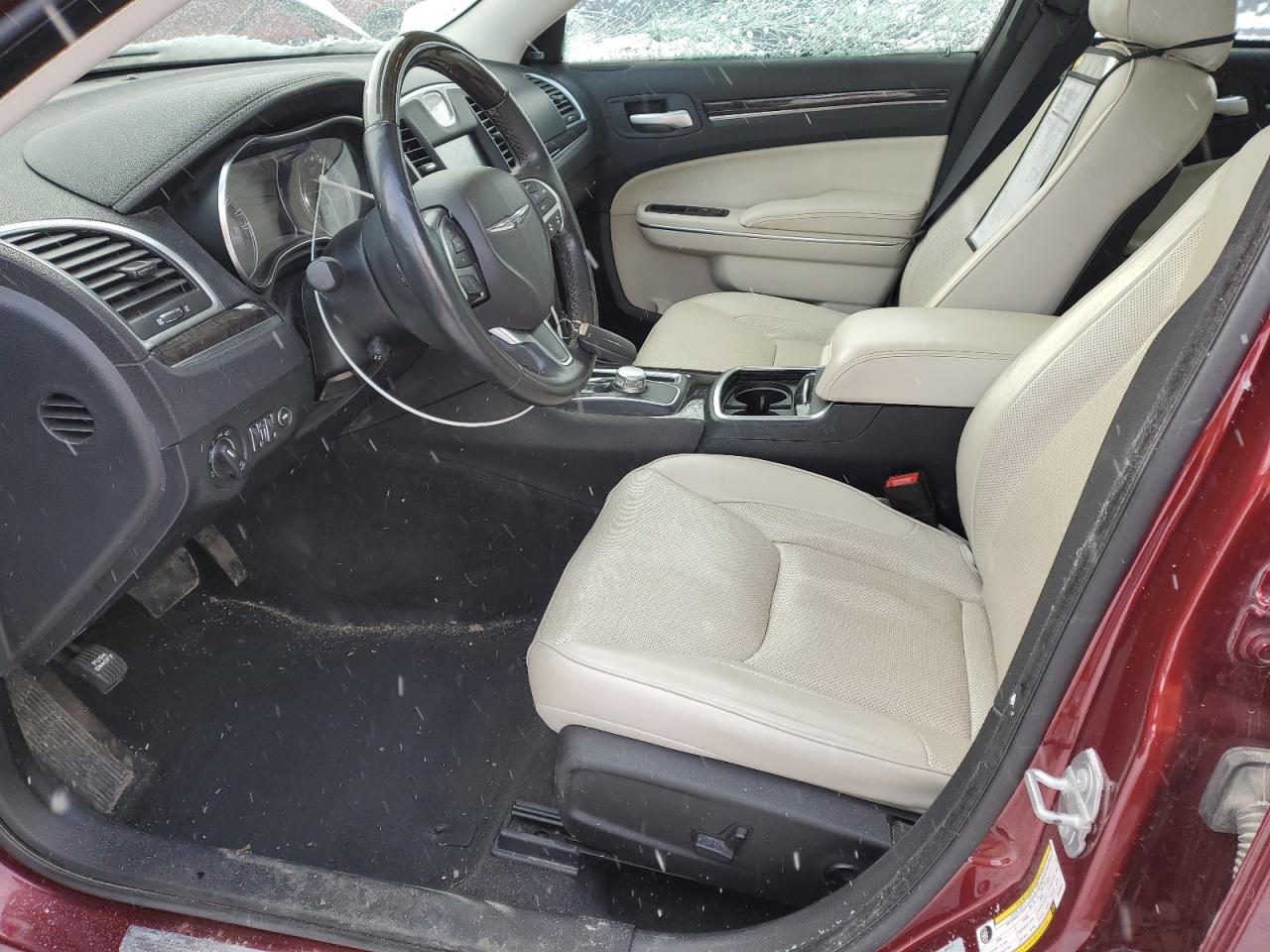 2016 Chrysler 300 VIN 2C3CCAKG2GH220660 Copart auction photo, side / minor dent/scratches damage thumbnail 7