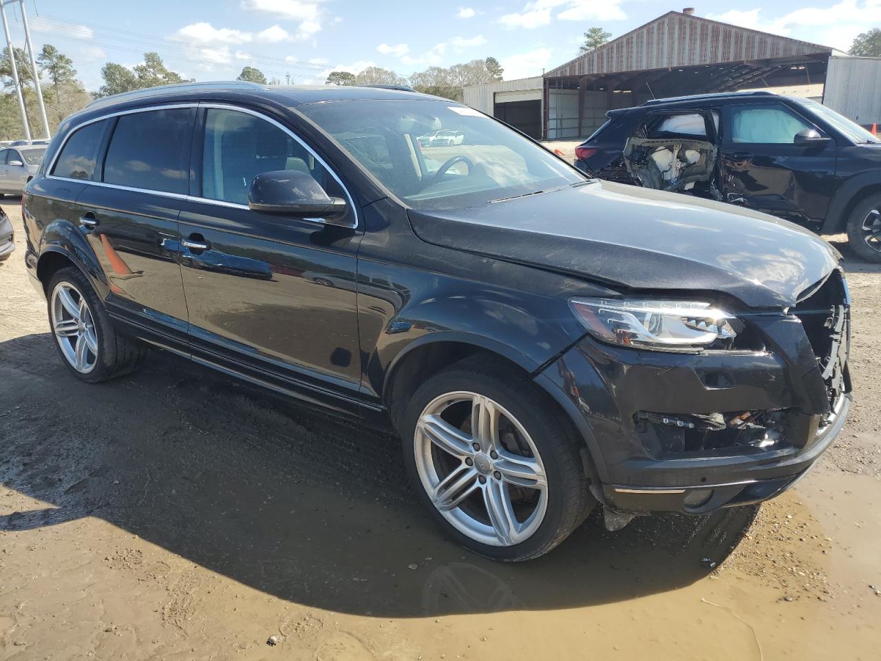 2015 Audi Q7 VIN WA1LGAFEXFD032791 Copart auction photo, front end / minor dent/scratches damage thumbnail 4