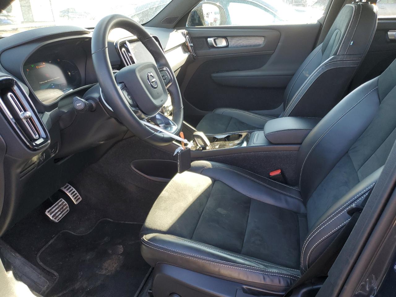 2022 Volvo XC40 VIN YV4ED3UR8N2656606 Copart auction photo, rear end damage thumbnail 7