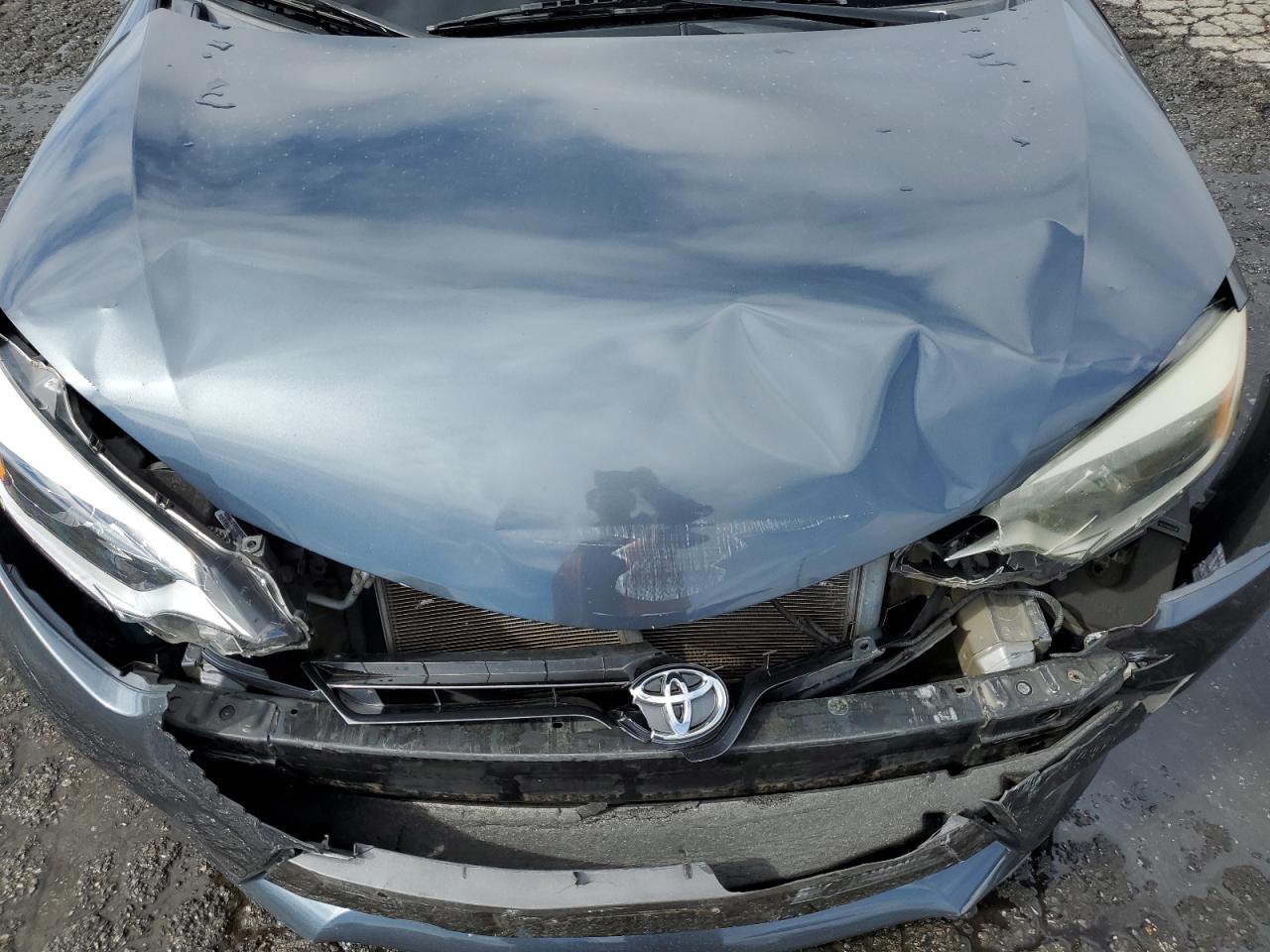 2015 Toyota Corolla VIN 5YFBURHE3FP201391 Copart auction photo, front end damage thumbnail 11