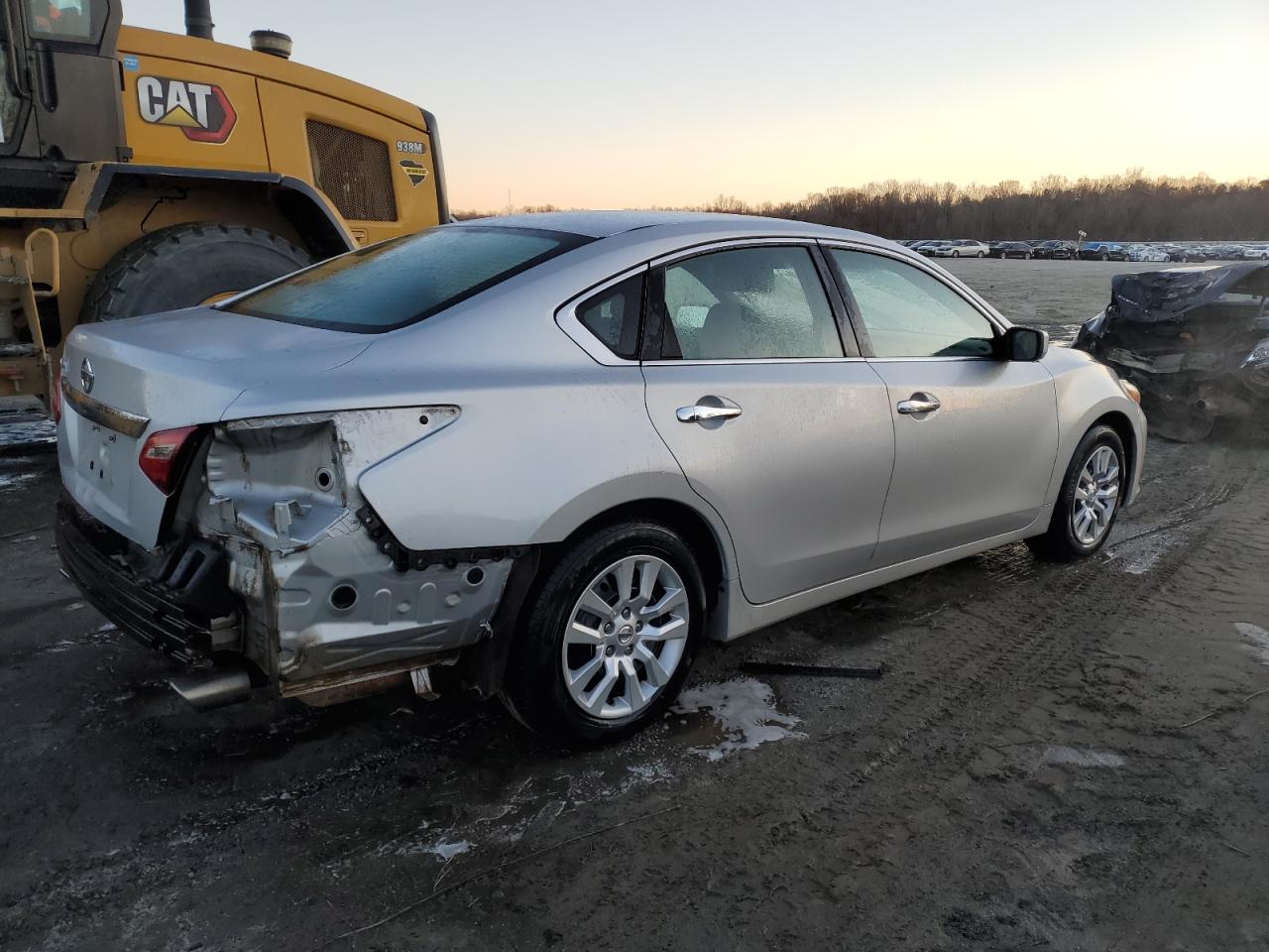 2017 Nissan Altima VIN 1N4AL3AP0HN365484 Copart auction photo, rear end damage thumbnail 3