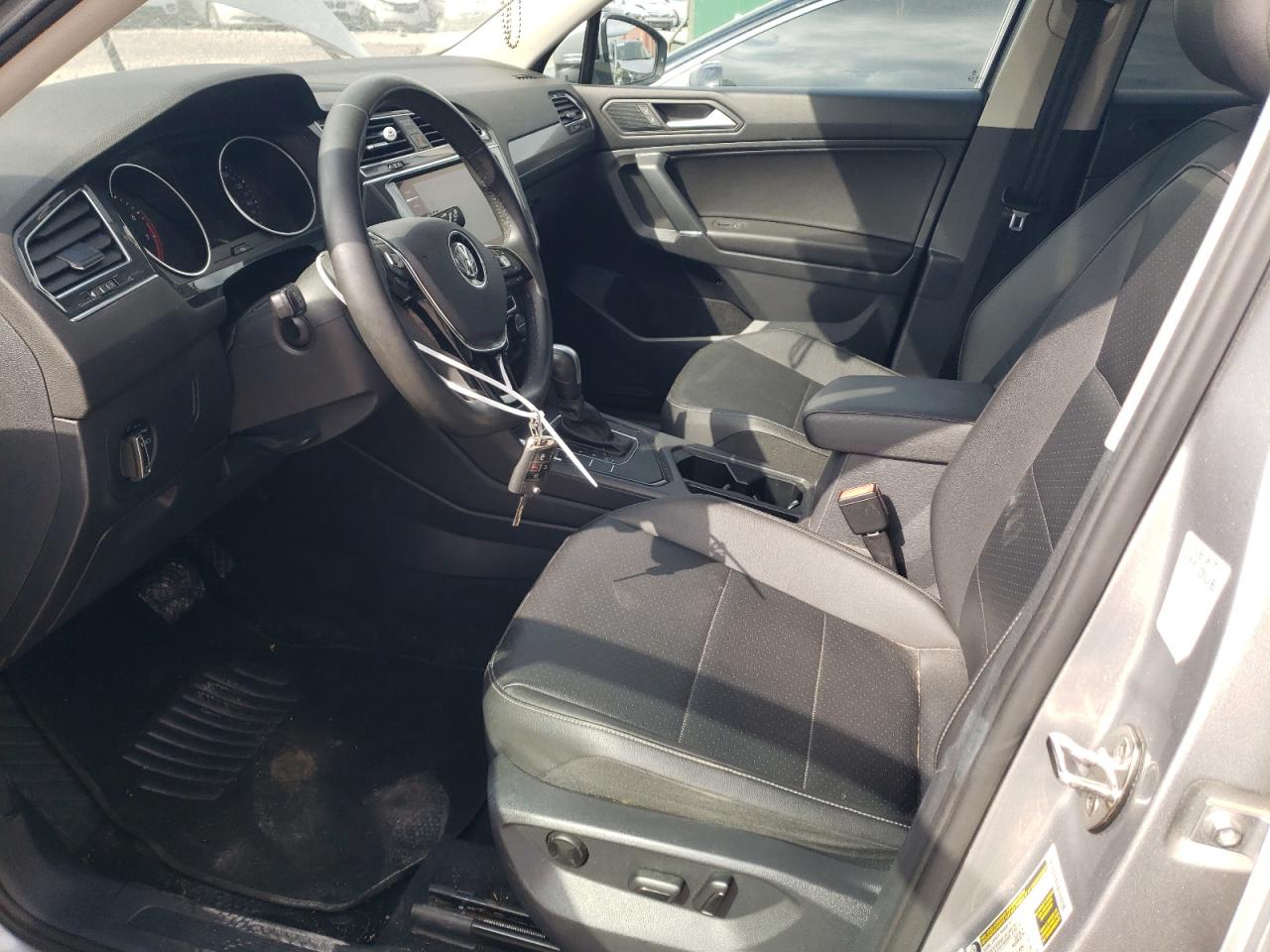 2020 Volkswagen Tiguan VIN 3VV3B7AX0LM075621 Copart auction photo, side damage thumbnail 7