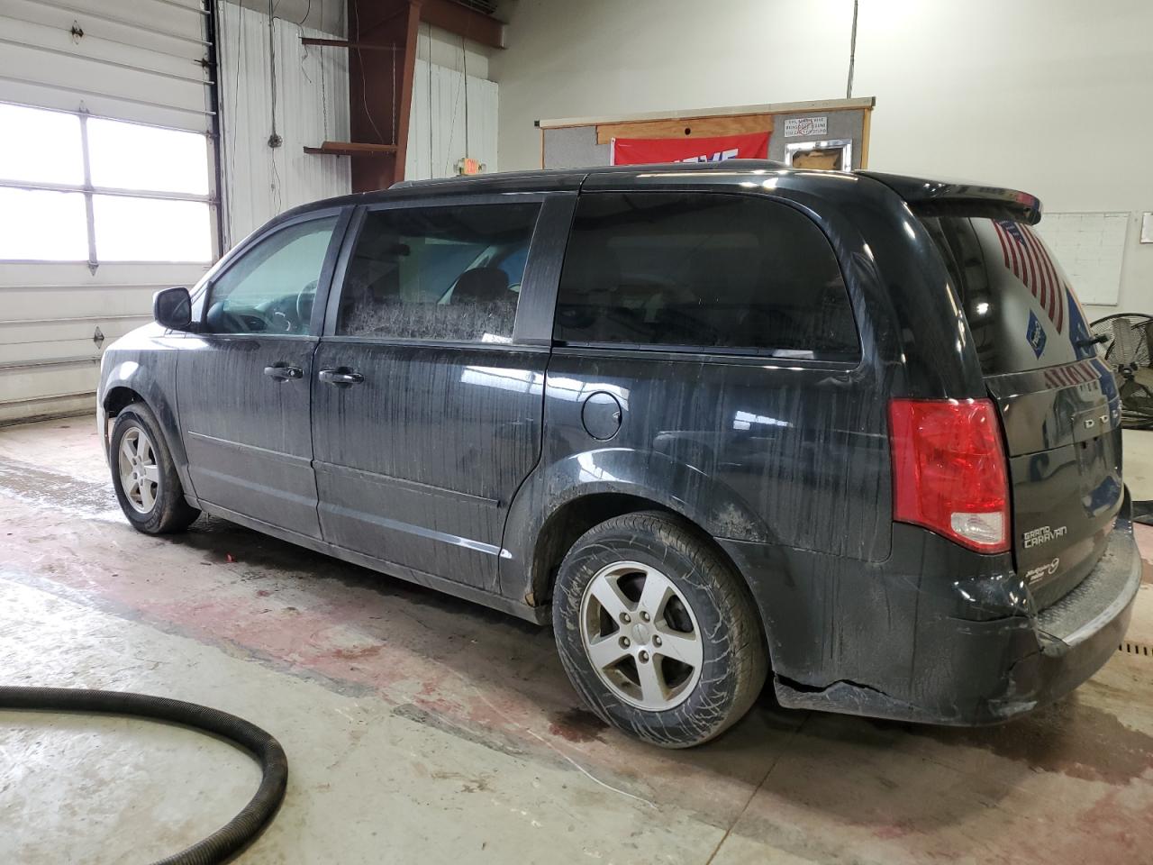 2013 Dodge Caravan VIN 2C4RDGCG8DR550619 Copart auction photo, front end damage thumbnail 2