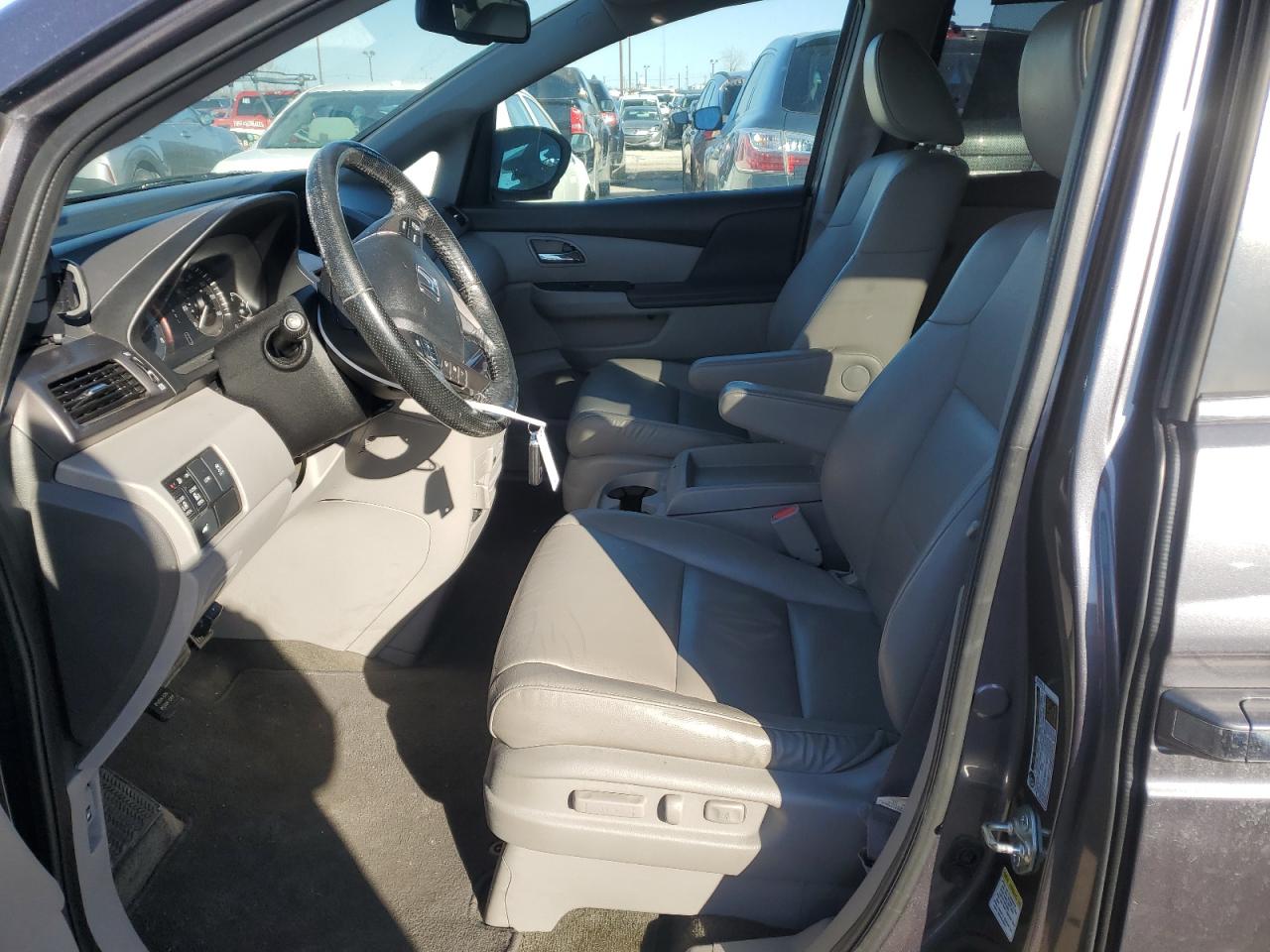2015 Honda Odyssey VIN 5FNRL5H65FB129480 Copart auction photo, undercarriage / rear end damage thumbnail 7