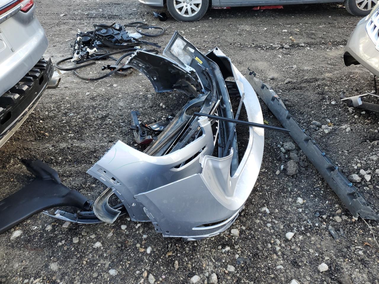 2022 Lincoln Corsair VIN 5LMCJ2DH2NUL26154 Copart auction photo, all over damage thumbnail 13