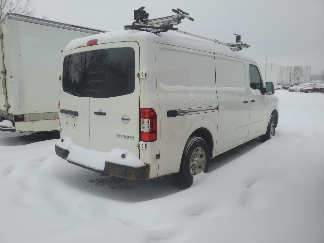 2017 Nissan NV VIN 1N6BF0KM6HN806699 Copart auction photo, front end damage thumbnail 3